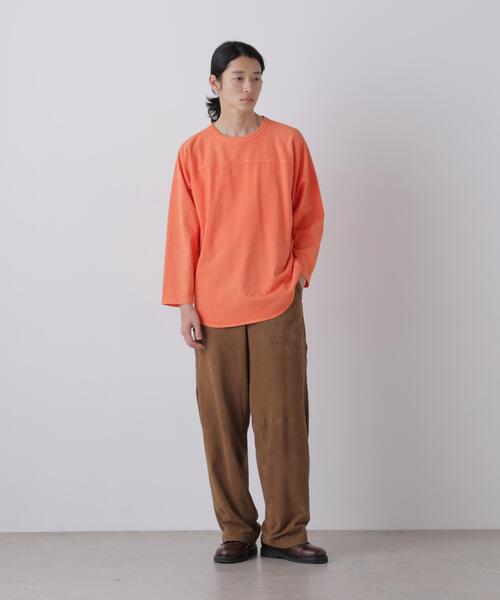 YLEVE（イレーヴ）の「YLEVE / PIGMENT DYED COTTON FOOTBALL T（Tシャツ/カットソー・メンズ・ホワイト/グリーン/レッド系その他4・4）」の6枚目の写真