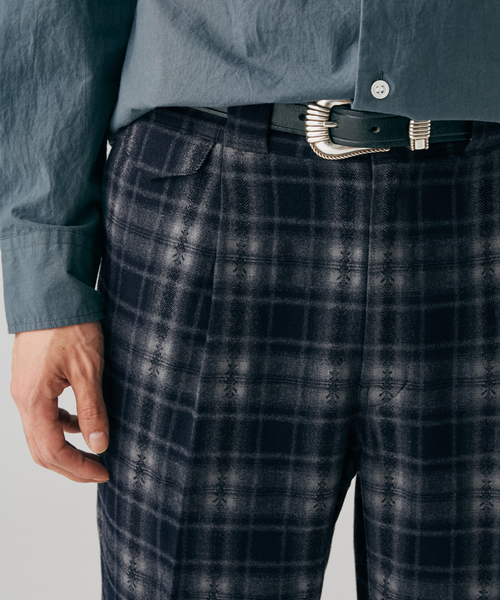JOURNAL STANDARD(ジャーナルスタンダード)の「マルチ プレイド ワーク スラックス(スラックス・メンズ・ブラウン/ブラック・MEDIUM/LARGE)」の9枚目の写真