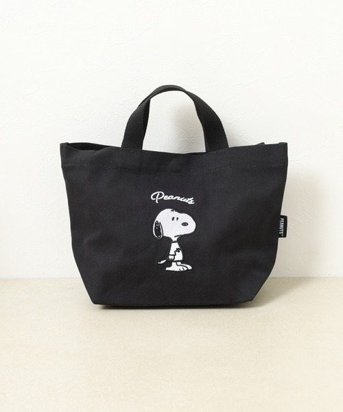 PEANUTS(ピーナッツ)の「スヌーピー ショルダーミニトートバッグ ミニバッグ T-shirt SNOOPY(トートバッグ・レディース・キナリ/ブラック・FREE)」の7枚目の写真