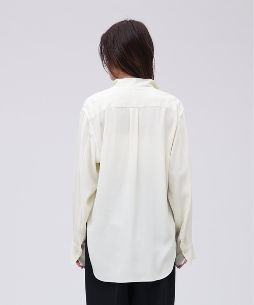YLEVE(イレーヴ)の「YLEVE / RAYON DE CHINE RUFFLE BLOUSE(シャツ/ブラウス・レディース・イエロー/グレー・1/0)」の17枚目の写真