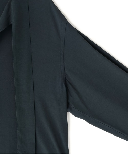 YLEVE(イレーヴ)の「YLEVE / RAYON DE CHINE RUFFLE BLOUSE(シャツ/ブラウス・レディース・イエロー/グレー・1/0)」の7枚目の写真