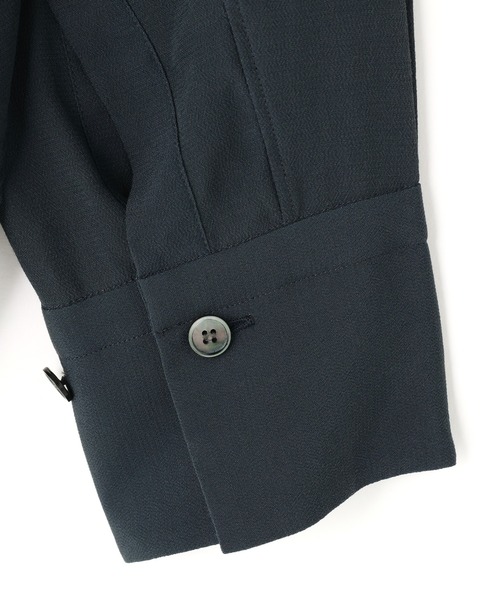YLEVE(イレーヴ)の「YLEVE / RAYON DE CHINE RUFFLE BLOUSE(シャツ/ブラウス・レディース・イエロー/グレー・1/0)」の11枚目の写真