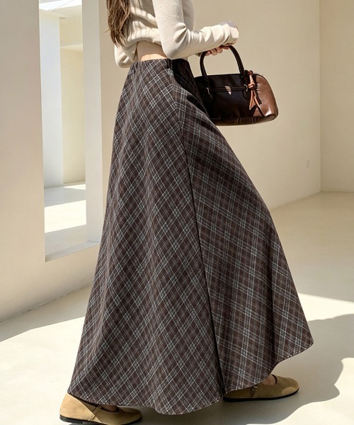 LEMOA(レモア)の「チェック柄クラシカルロングスカート(スカート・レディース・ダークブラウン/グリーン・MEDIUM/LARGE/X-LARGE)」の14枚目の写真