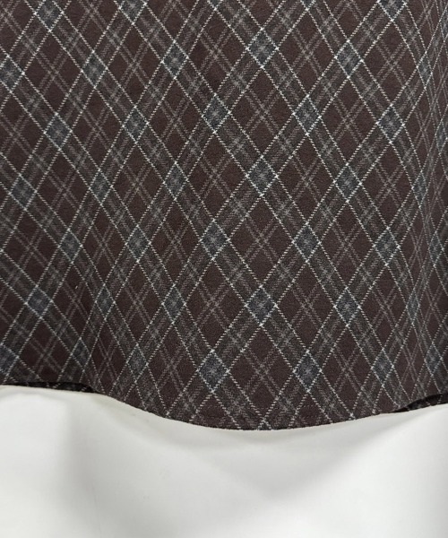LEMOA(レモア)の「チェック柄クラシカルロングスカート(スカート・レディース・ダークブラウン/グリーン・MEDIUM/LARGE/X-LARGE)」の4枚目の写真
