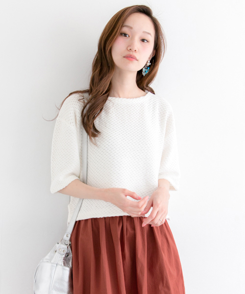 URBAN RESEARCH(アーバンリサーチ)の「UR JQワイドニット(ニット/セーター・レディース・オフホワイト/ベージュ・FREE)」の1枚目の写真