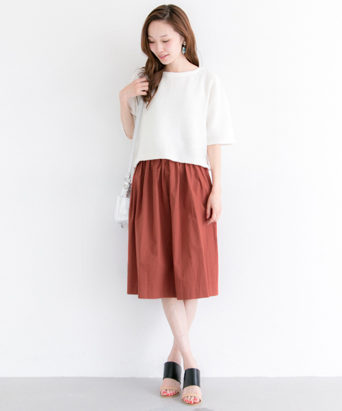 URBAN RESEARCH(アーバンリサーチ)の「UR JQワイドニット(ニット/セーター・レディース・オフホワイト/ベージュ・FREE)」の3枚目の写真