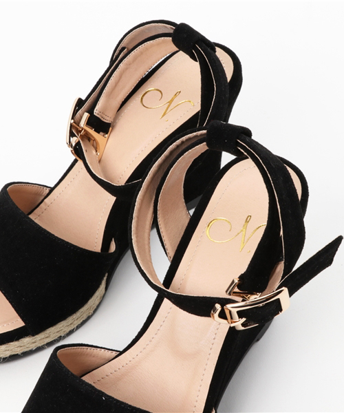 N.（N. Natural Beauty Basic）（エヌエヌナチュラルビューティーベーシック）の「ベーシックウェッジサンダル（サンダル・レディース・ベージュ/イエロー/ネイビー/ブラック・MEDIUM/LARGE/SMALL）」の10枚目の写真