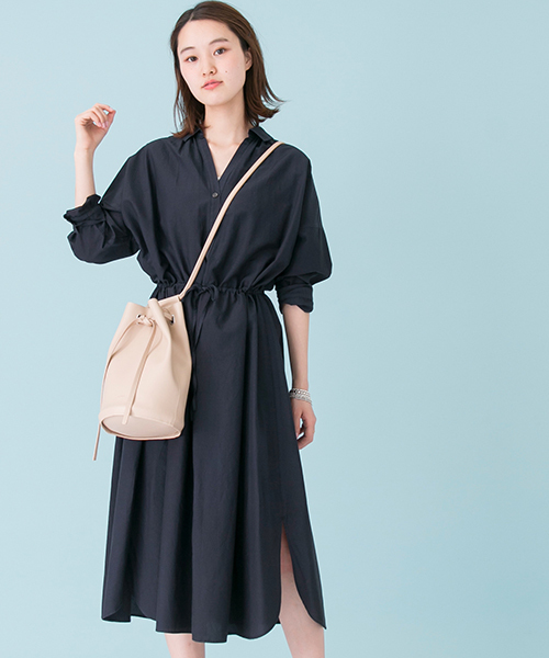 URBAN RESEARCH（アーバンリサーチ）の「【TRILL掲載】UR シルクコットンシャツワンピ―ス（シャツワンピース・レディース・オフホワイト/ネイビー/イエロー・FREE）」の2枚目の写真