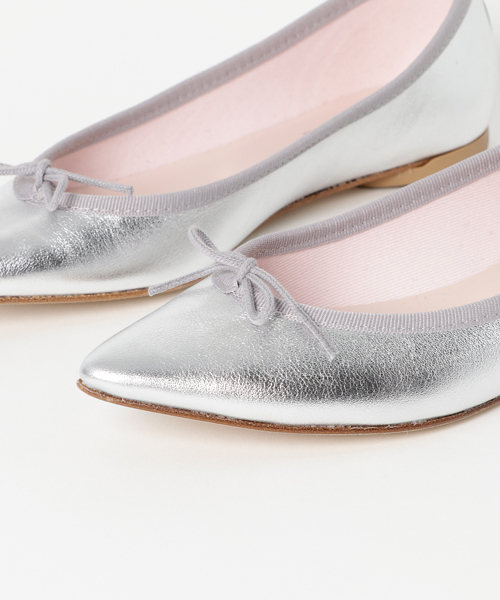 Repetto(レペット)の「Repetto ポインテッドバレーシューズ /BRIGITTE(バレエシューズ・レディース・シルバー/ゴールド・36/38/37)」の5枚目の写真