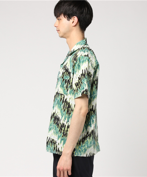 LEVI'S VINTAGE CLOTHING（リーバイスビンテージクロージング）の「LEVI'S(R) VINTAGE CLOTHING 半袖シャツ グリーンマルチ SPREAD COLLAR SHIRT GREEN HAZE MULTI PAT（シャツ/ブラウス・メンズ・マルチ・MEDIUM/LARGE）」の2枚目の写真