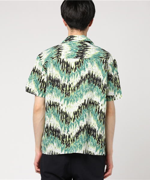 LEVI'S VINTAGE CLOTHING（リーバイスビンテージクロージング）の「LEVI'S(R) VINTAGE CLOTHING 半袖シャツ グリーンマルチ SPREAD COLLAR SHIRT GREEN HAZE MULTI PAT（シャツ/ブラウス・メンズ・マルチ・MEDIUM/LARGE）」の3枚目の写真