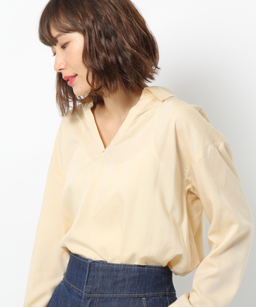 laboratory work（ラボラトリーワーク）の「抜き衿スキッパーシャツ（シャツ/ブラウス・レディース・ベージュ/ネイビー/オフホワイト・MEDIUM）」の3枚目の写真