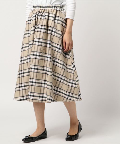 PUNYUS(プニュズ)の「チェック柄ミモレスカート(スカート・レディース・ブラック/ベージュ・1/2/4/3)」の1枚目の写真