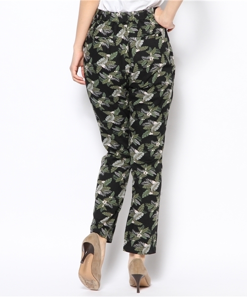 CIAOPANIC(チャオパニック)の「《WEB限定SALE価格》【Ciaopanic】アロハ葉っぱ柄タックPT(その他パンツ・レディース・オフホワイト/ブラック・FREE)」の9枚目の写真