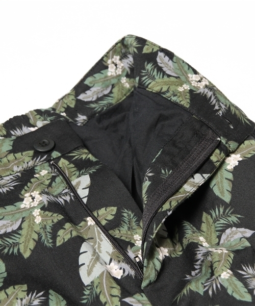 CIAOPANIC(チャオパニック)の「《WEB限定SALE価格》【Ciaopanic】アロハ葉っぱ柄タックPT(その他パンツ・レディース・オフホワイト/ブラック・FREE)」の8枚目の写真