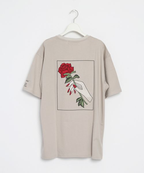 LEGENDA(レジェンダ)の「Frame Hand Rose Embroidery ルーズシルエットクルーネックTシャツ(Tシャツ/カットソー)」|ベージュ