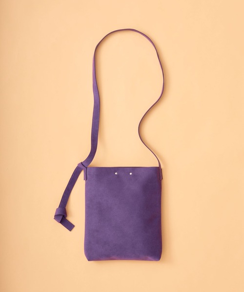 Creed（クリード）の「F - 2 <エフツー> / ショルダーS（ショルダーバッグ・レディース・ブラック/ネイビー/グレー/カーキ/ライトブラウン/キャメル/ピンク/アイボリー/ブルー/ブラウン/ナチュラル/グリーン/サックスブルー/マスタード/パープル/ベージュ系その他/ブラック系その他/ベージュ/ライトピンク/エメラルド/モカ/ワイン/ライトブルー/ホワイト系その他/ブルー系その他/ライム・ﾌﾘ-/FREE）」の21枚目の写真