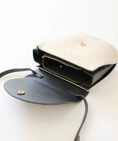 MODE ROBE(モードローブ)の「ラウンドショルダーバッグ(ショルダーバッグ・レディース・ブラック/ブラウン・FREE)」の8枚目の写真