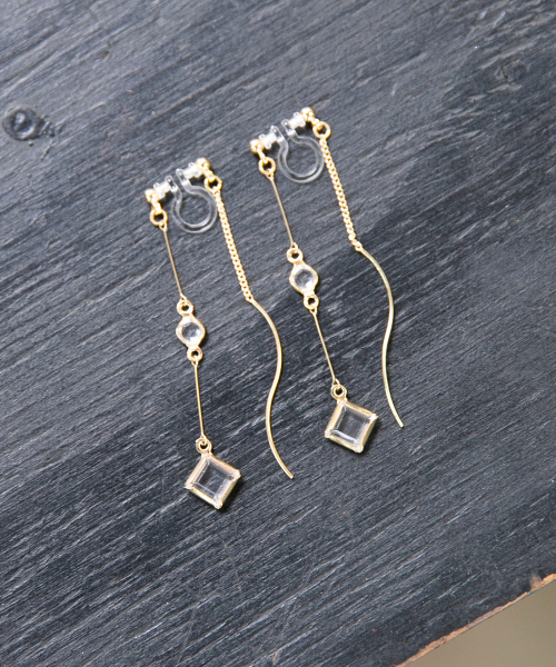 GLOBAL WORK（グローバルワーク）の「アソートノンホールイヤリング/843017（イヤリング・レディース・ホワイト/ライトグリーン/ホワイト系その他2/オレンジ系その他2/ゴールド/ホワイト系その他3/その他1/その他2/その他3/ホワイト系その他/オフホワイト・FREE）」の2枚目の写真