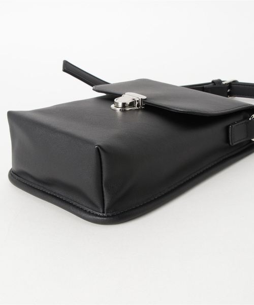 WEGO（ウィゴー）の「WEGO/シンセティックレザーフラップミニショルダー（ショルダーバッグ・メンズ・ブラック/グレー・FREE）」の5枚目の写真