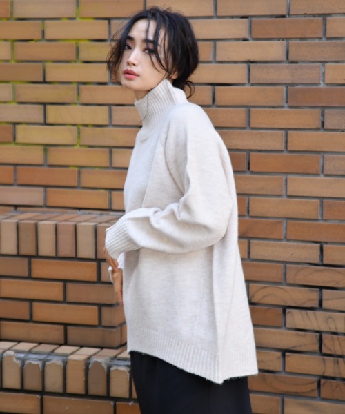 Ambre Neige（アンブルネージュ）の「ハイネックニットプルオーバー【WEB/EC限定商品】（ニット/セーター・レディース・ライトブルー/ダークブラウン/アイボリー/モカ/スモークピンク・FREE）」の2枚目の写真