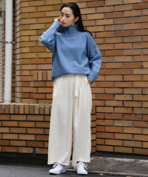 Ambre Neige（アンブルネージュ）の「ハイネックニットプルオーバー【WEB/EC限定商品】（ニット/セーター・レディース・ライトブルー/ダークブラウン/アイボリー/モカ/スモークピンク・FREE）」の19枚目の写真