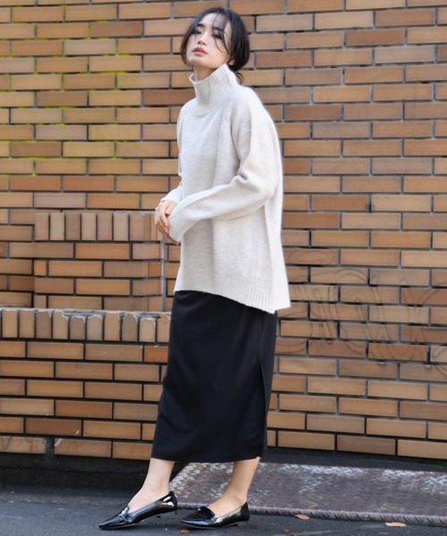 Ambre Neige（アンブルネージュ）の「ハイネックニットプルオーバー【WEB/EC限定商品】（ニット/セーター・レディース・ライトブルー/ダークブラウン/アイボリー/モカ/スモークピンク・FREE）」の6枚目の写真