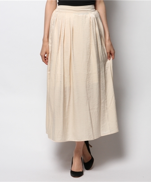 MOUSSY(マウジー)の「Satin LONG SK(スカート・レディース・ネイビー/オフホワイト/ベージュ・2/1)」の1枚目の写真