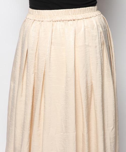 MOUSSY(マウジー)の「Satin LONG SK(スカート・レディース・ネイビー/オフホワイト/ベージュ・2/1)」の10枚目の写真