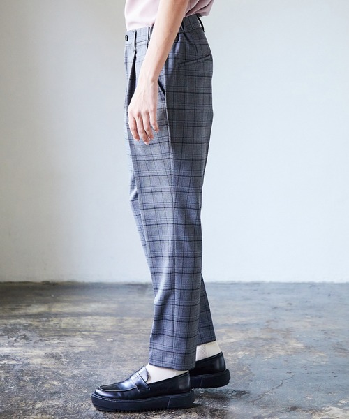 UNITED TOKYO（ユナイテッドトウキョウ）の「パターンサイドゴムサマースラックス（スラックス・メンズ・ベージュ/グレー/ライトグレー/グリーン/チャコールグレー/グレイッシュベージュ・1/2/4/3）」の8枚目の写真