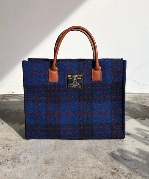 Nostalgic Garage(ノスタルジックガレー)の「Nostalgic Garage:HARRIS TWEED CHK MED TOTE ハリスツイード チェックトートバック Mトート(トートバッグ・レディース・グレー/レッド/ネイビー/ライトグレー/グリーン/イエロー/ブルー/ブルー系その他・FREE)」の6枚目の写真