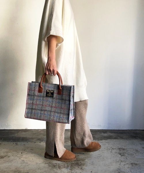 Nostalgic Garage(ノスタルジックガレー)の「Nostalgic Garage:HARRIS TWEED CHK MED TOTE ハリスツイード チェックトートバック Mトート(トートバッグ・レディース・グレー/レッド/ネイビー/ライトグレー/グリーン/イエロー/ブルー/ブルー系その他・FREE)」の17枚目の写真
