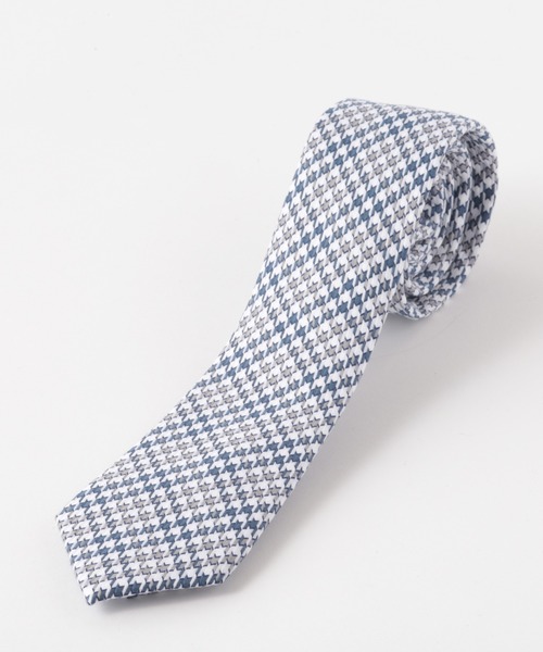 Quit Running（クイトランニング）の「チェック タータン柄 コットンネクタイ ナロータイ（ネクタイ・メンズ・ブラック/オレンジ/ホワイト×グレー/ライトインディゴブルー/コバルトブルー/ブラウン系その他4/ブルー系その他5/レッド系その他5/その他1/ブラウン系その他/レッド系その他/ブラック系その他3/ブルー系その他2/レッド系その他3/ライトグレー/レッド/マルチ/スカイブルー/イエロー/マスタード/その他3/グリーン系その他/マルーン/ブラウン系その他3/ブルー系その他4/ホワイト×レッド/ブラック系その他/イエロー系その他/ダークネイビー/グリーン系その他2/イエロー系その他2/ベージュ/ライトグリーン/ベージュ×ブラック/ネイビー×ホワイト/ダークブラウン/グリーン/モカ/ホワイト系その他/キャメル/ライトベージュ/ブラウン系その他6/ブルー系その他7/その他2/ナチュラル/ブルーグリーン/ブラウン系その他2/ブルー系その他3/レッド系その他4/ライトブルー/オリーブ/ダークインディゴブルー/レッド系その他6/ダークグリーン/ブルー/クリアブルー/オートミール/ブルー系その他/ワイン/ブラウン系その他5/ブルー系その他6/ホワイト×ブルー/グレー系その他/バーガンディー/ブラック系その他2/グリーン系その他3/レッド系その他2/ブラウン/ライトブラウン/ダークブルー/オフホワイト/レッド系その他7/ネイビー/グリーン系その他4/ネイビー系1・FREE）」の5枚目の写真