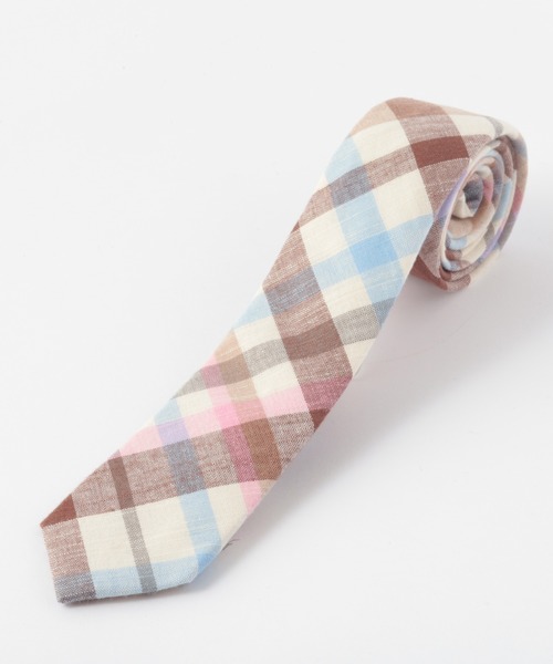 Quit Running（クイトランニング）の「チェック タータン柄 コットンネクタイ ナロータイ（ネクタイ・メンズ・ブラック/オレンジ/ホワイト×グレー/ライトインディゴブルー/コバルトブルー/ブラウン系その他4/ブルー系その他5/レッド系その他5/その他1/ブラウン系その他/レッド系その他/ブラック系その他3/ブルー系その他2/レッド系その他3/ライトグレー/レッド/マルチ/スカイブルー/イエロー/マスタード/その他3/グリーン系その他/マルーン/ブラウン系その他3/ブルー系その他4/ホワイト×レッド/ブラック系その他/イエロー系その他/ダークネイビー/グリーン系その他2/イエロー系その他2/ベージュ/ライトグリーン/ベージュ×ブラック/ネイビー×ホワイト/ダークブラウン/グリーン/モカ/ホワイト系その他/キャメル/ライトベージュ/ブラウン系その他6/ブルー系その他7/その他2/ナチュラル/ブルーグリーン/ブラウン系その他2/ブルー系その他3/レッド系その他4/ライトブルー/オリーブ/ダークインディゴブルー/レッド系その他6/ダークグリーン/ブルー/クリアブルー/オートミール/ブルー系その他/ワイン/ブラウン系その他5/ブルー系その他6/ホワイト×ブルー/グレー系その他/バーガンディー/ブラック系その他2/グリーン系その他3/レッド系その他2/ブラウン/ライトブラウン/ダークブルー/オフホワイト/レッド系その他7/ネイビー/グリーン系その他4/ネイビー系1・FREE）」の15枚目の写真