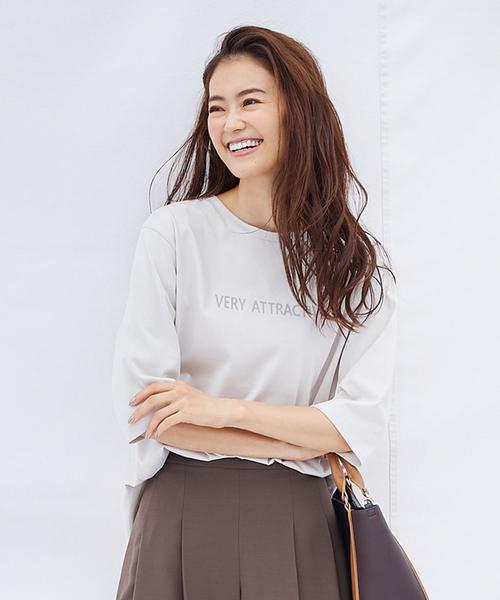 J.PRESS（ジェイプレス）の「【洗える】フロッキーロゴTEE カットソー（Tシャツ/カットソー・レディース・ブラック系/ライトグレー系/ブラウン系/ワイン系・T13/T15）」の3枚目の写真