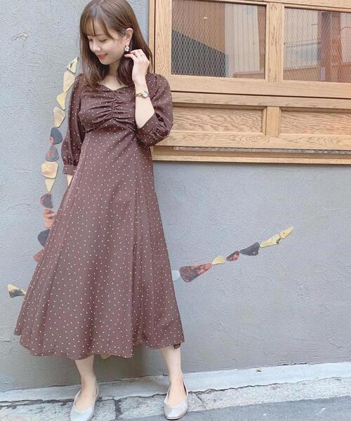 セール 胸ギャザードット柄 ワンピース ワンピース Allamanda アラマンダ のファッション通販 Zozotown