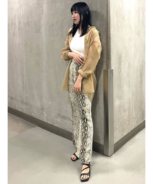 MURUA(ムルーア)の「ピンタックシアーパンツ(スラックス・レディース・ブラック/ライトグリーン/アイボリー/その他1・1/2)」の18枚目の写真