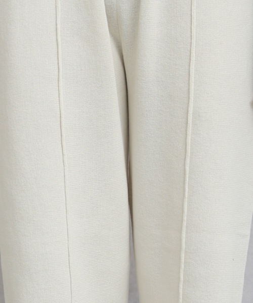 ap retro（アプレトロ）の「センタータックスリットニットパンツ【ZOZO限定アイテム】（その他パンツ・レディース・ブラック/ベージュ/ライトグリーン/アイボリー・FREE）」の20枚目の写真