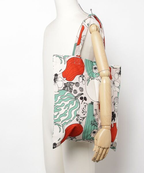 marimekko（マリメッコ）の「VIHANNESMAA / BAG 44X43（エコバッグ/サブバッグ・レディース・マルチ・FREE）」の6枚目の写真