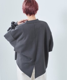 モックネック　ポンチバックスリットスウェット