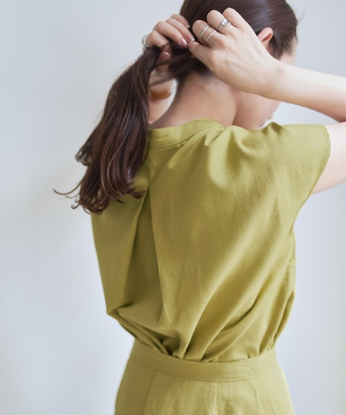 titivate（ティティベイト）の「ﾘﾈﾝ混ﾊﾞﾝﾄﾞｶﾗｰﾌﾚﾝﾁｽﾘｰﾌﾞｼｬﾂ（シャツ/ブラウス・レディース・ベージュ/ライトグリーン/ナチュラル/キャメル・S/M/L）」の6枚目の写真