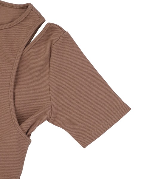 SPINNS（スピンズ）の「リブ切り替え肩開きカットソー（Tシャツ/カットソー・レディース・ブラック/アイボリー/モカ・ONESIZE）」の12枚目の写真