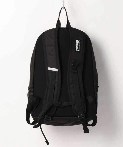 THRASHER（スラッシャー）の「HOMETOWN BACKPACK S 16L/スラッシャーバッグパックリュックサック（バックパック/リュック・メンズ・ブラック×ホワイト/ブラック×レッド・FREE）」の3枚目の写真