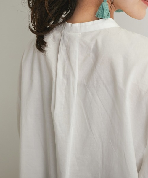 vis-`a-vis（ビサビ）の「【WEB限定】ピンタック＆レースで主役級。コットンチュニック（シャツ/ブラウス・レディース・ブラック/ホワイト/ベージュ/ライトグリーン/カーキ・FREE）」の19枚目の写真