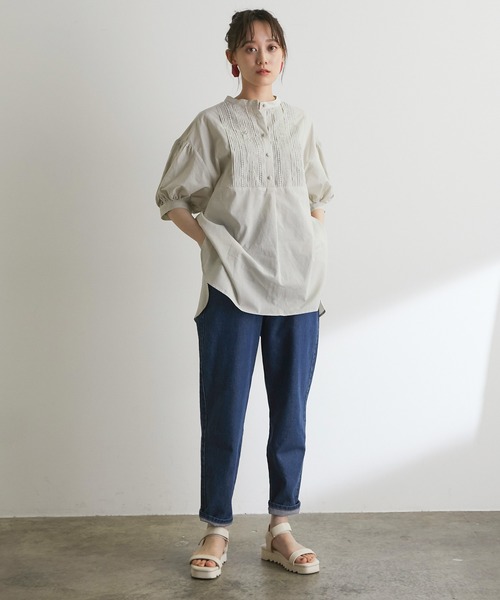 vis-`a-vis（ビサビ）の「【WEB限定】ピンタック＆レースで主役級。コットンチュニック（シャツ/ブラウス・レディース・ブラック/ホワイト/ベージュ/ライトグリーン/カーキ・FREE）」の17枚目の写真