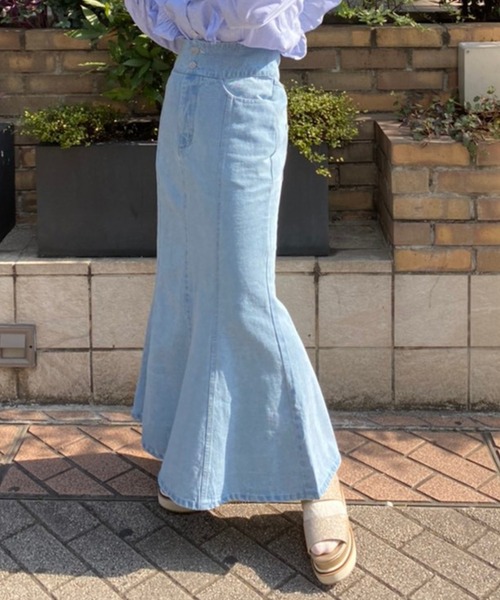one after another NICE CLAUP（ワンアフターアナザーナイスクラップ）の「マーメイドデニムマキシスカート（スカート・レディース・オフホワイト/インディゴブルー/ブルー・FREE）」の3枚目の写真
