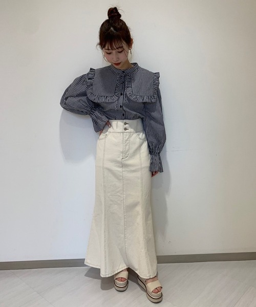 one after another NICE CLAUP（ワンアフターアナザーナイスクラップ）の「マーメイドデニムマキシスカート（スカート・レディース・オフホワイト/インディゴブルー/ブルー・FREE）」の11枚目の写真