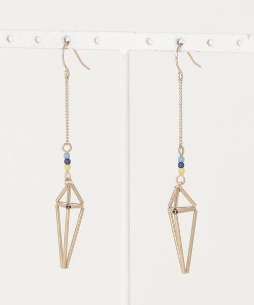 FUNALIVE(ファンアライブ)の「【north object de petit...】ダイヤ型メタルフックピアス(ピアス(両耳用)・レディース・F/D/C/A/B/E・FREE)」の2枚目の写真