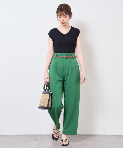 natural couture（ナチュラルクチュール）の「合皮ベルト付きウォッシャブルストレートゆるパンツ（その他パンツ・レディース・ブラック/サックスブルー/グリーン/アイボリー/オレンジ系・FREE）」の14枚目の写真