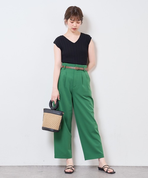 natural couture（ナチュラルクチュール）の「合皮ベルト付きウォッシャブルストレートゆるパンツ（その他パンツ・レディース・ブラック/サックスブルー/グリーン/アイボリー/オレンジ系・FREE）」の13枚目の写真